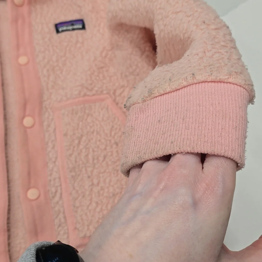 Patagonia Light Pink Retro Sherpa Hoodie Size 5T - Picture 6 of 9